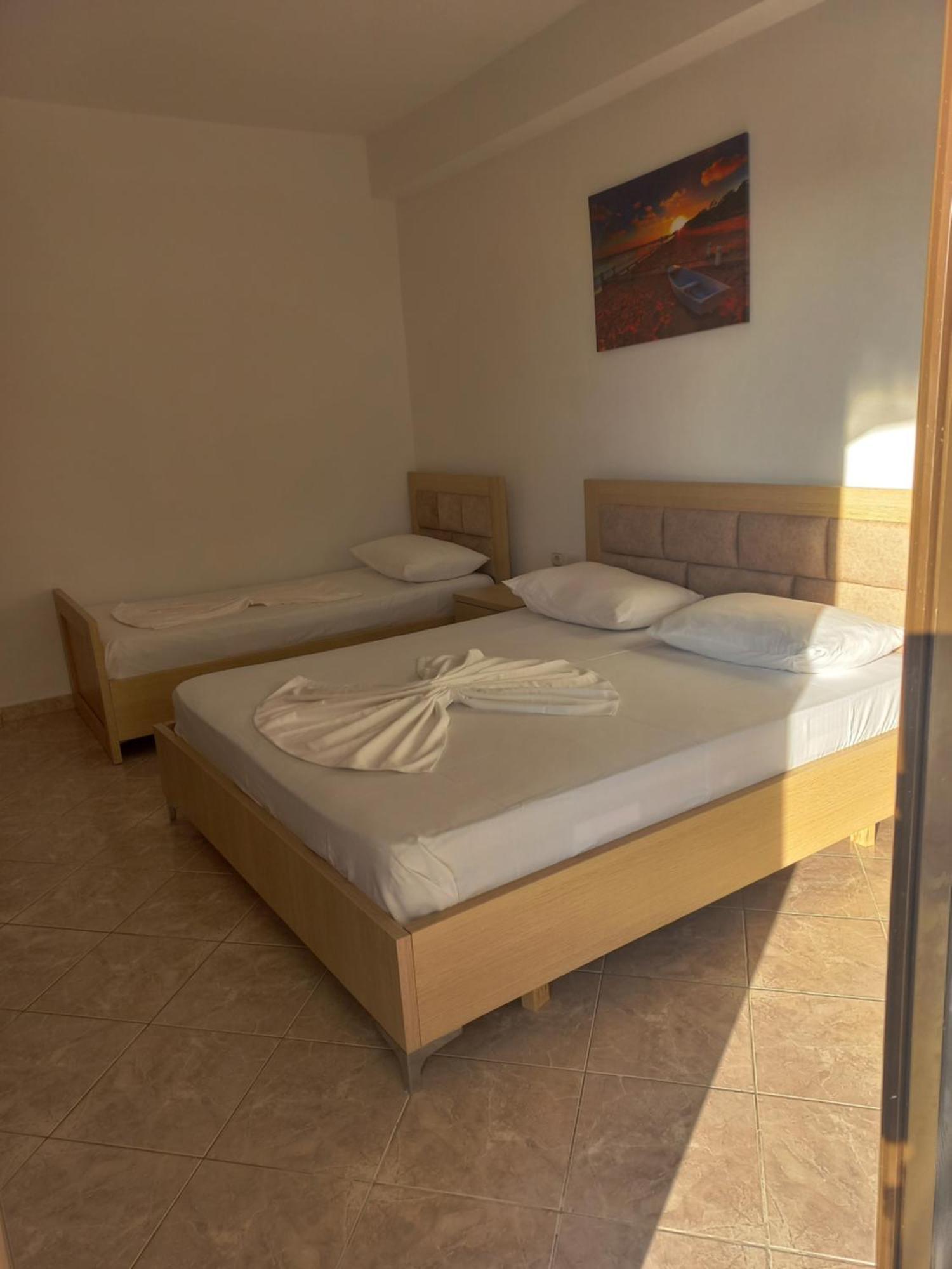 Villa Roel Sarande Bilik gambar